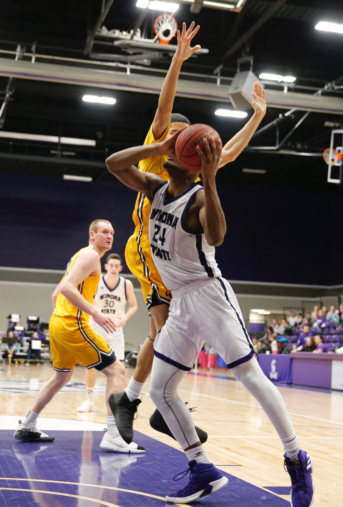 WSU MBB vs Concordia 13
